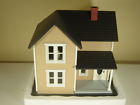 7203b Aristocraft Art Farm House Built Tan With White Trim New
