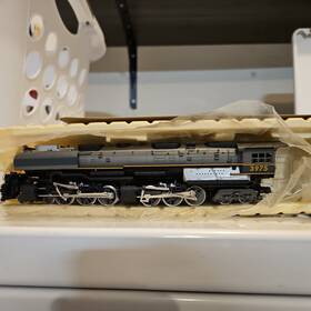 5112-03 Ahm 5112-2 Challenger -4-6-6-4 -5112-03- Union Pacific Gray