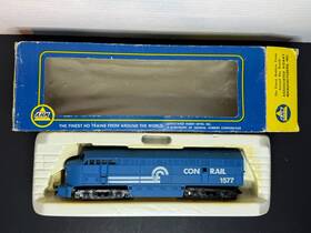 5024-z Ahm/rivarossi Ho Conrail Fm Diesel Locomotive #1577 In Original Box-very Good