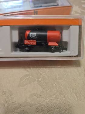 Arnold 003453943647 N Scale 3 Pack Train Cars With Box
