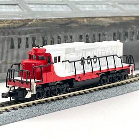 0273s Arnold Rapido Soo Line Emd Gp30 Diesel Locomotive Standard Dc N Scale