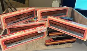 Athearn 051108041075 Ho Scale Sp Lot 7 Pa-1 Locomotive Dummy Golden State Passsnger Car