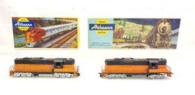1059-1159 Athearn Rare Trains Ho Yellow Box Mill Road Gp9 Aa Diesel Locomotive Engine Set
