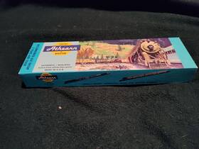 C44-9w Athearn 1727 Blue Box Chicago And Northwestern Dash 9 #8627