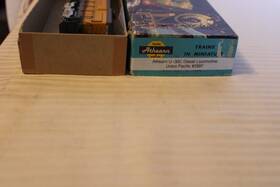 U-30c Athearn 2897 Ho Scale Diesel Locomotive Union Pacific Yellow #2897