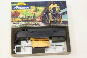 3223 Athearn Ho Blue Box F7a Diesel Locomotive Shell And Frame Undecorated Kit