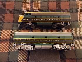 6500 Athearn 3225/3026 Ho-scale Canadian National F7a/b Locomotive Set #6500/6600