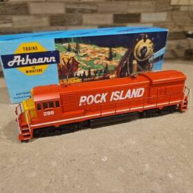 U33b Athearn 3481 Ho Scale Rock Island Powered Diesel Locomotive #286 Tested