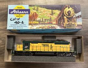 Sd40-2 Athearn 4478 Ho Power Chicago And North Western Diesel Locomotive #6935