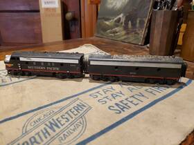 8220 Athearn 6326 Ho Southern Pacific Dummy A And B Diesel F 7 Units