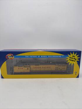 9-44cw Athearn 77940 Union Pacific Ho Scale Dash #9716 Diesel Locomotive