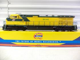 8-44cw Athearn 78850 Ho Dash Locomotive C&nw 8646