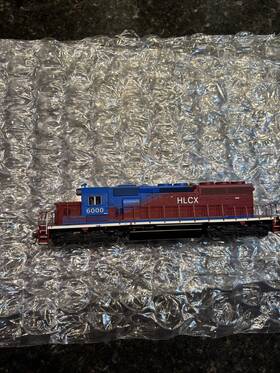 Sd40-3 Athearn 79652 Helm Leasing Hlcx Ho Locomotive #6000