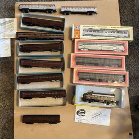 80231 Athearn Ho Scale Pennsylvania Rr Huge Lot 14 Total. 1 Locomotive 13 Passenger 80231 Athearn Ho Scale Pennsylvania Rr Huge Lot 14 Total. 1 Locomotive 13 Passenger