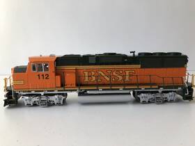 Gp60m Athearn 91508 Bnsf Diesel Locomotive #112
