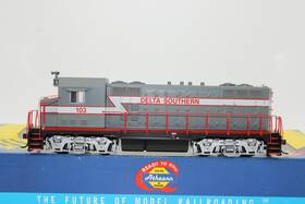 91559 Athearn Ho Scale Delta Southern Cf7 Angled Cab Diesel Locomotive #103 Dcc Ready