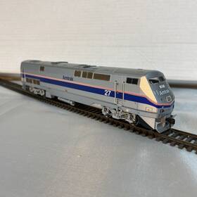 Athearn 91577 P42 Amtrak #27 Ho Scale Diesel Locomotive Dcc Plastic Model