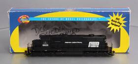 93521 Athearn Ho Penn Central Sd38 Diesel Locomotive #6925 With Dcc/box