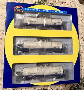 Athearn Ath94837 Union Tank Car Co / Clay Slurry 3-pack Utlx