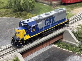 Athg65537 Athearn Genesis Ho Csx Gp39-2 Item #athg65537 Road #4313 Dcc And Loksound