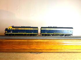 G2502 Athearn Genesis #g2502 Santa Fe Freight Emd F-3a And B Diesel Locos #200c 1 87