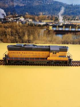G62425 Athearn Ho Scale Union Pacific Gp9 Diesel Dcc No Sound Locomotive #173