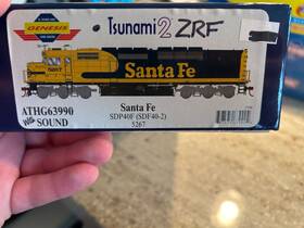 Sdf40-2 Athearn G63996 #g63990 Ho Scale Atsf 5267 Dcc/tsu 2 Sound