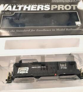 920-49707 Athearn Genesis Athg62916 Ho Penn Central 7110 Dcc Emd Gp9 Ph11