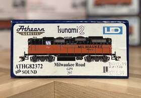Athg82372 Athearn Genesis Ho Gp9 Milwaukee Road #297 Dcc/sound Lnib