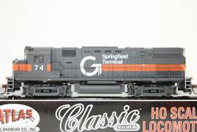 10001334 Atlas Classic Ho Springfield Terminal Guilford C424 Locomotive #74 Dcc Ready Led