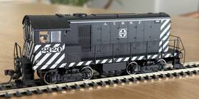 10001586 Atlas Alco Hh600/660 Locomotive Silver Dc Santa Fe/atsf Zebra #2320