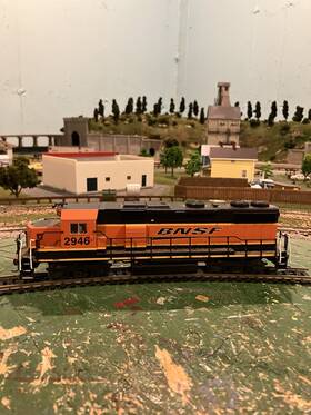 10001785 Atlas Gold Series Ho #10001785 Gp39-2 Ph. 2 Bnsf #2946 Locomotive Dcc And Snd - Cc 10001785 Atlas Gold Series Ho #10001785 Gp39-2 Ph. 2 Bnsf #2946 Locomotive Dcc And Snd - Cc
