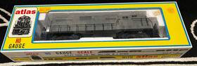 37729 Atlas Ho Scale 8201 Gp-7 Diesel Undecorated