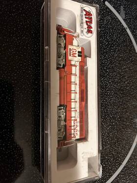 40069 Atlas N Gauge Gp35 Gm Archer R. Red/white Esu Sound Model Train