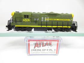 48306 Atlas N Scale Cn Canadian National Emd Gp-9 Diesel Locomotive #4508