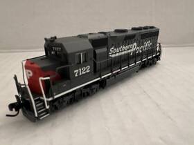 Gp-40 Atlas 48545 N Scale Southern Pacific Loco #7122 Dcc Ready