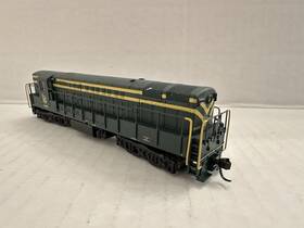 49532 Atlas N Scale Train Master Jersey Central Locomotive #2402