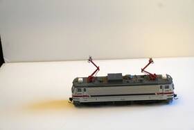 Atlas 732573085817 Ho Scale Locomotive