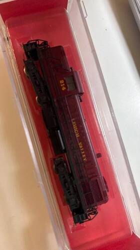 Atlas 732573420007 Atlas/kato N Scale Rs-3 Diesel Engine Lehigh Valley 214