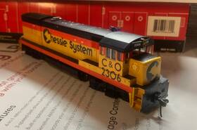 2314 Atlas 8695 Ho Scale C&o Chesapeake Ohio Chessie Ge U23b Diesel Locomotive #2314
