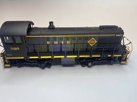 8731 Atlas 8723 Ho-scale Alco S-2 Erie 520