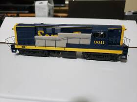 H16-44 Atlas 9555 Master Ho Scale #9555 Santa Fe #3011-damaged