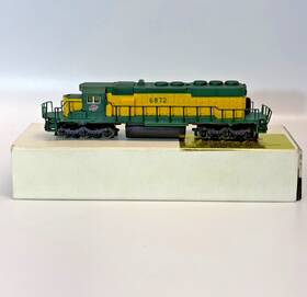 Sd40-2 Bachmann 022899800585 Spectrum Item 80058 Emd Diesel #6872 Chicago And Northwestern Sd40-2 Bachmann 022899800585 Spectrum Item 80058 Emd Diesel #6872 Chicago And Northwestern