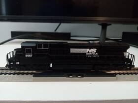 Dash-8 Bachmann 022899850542 Spectrum N Scale N.s. #8667 Item No. 85054