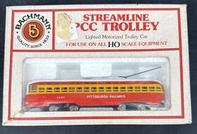 41-629-c4 Bachmann Streamline Pcc Trolley Pittsburgh Railways Ho Scale In Box