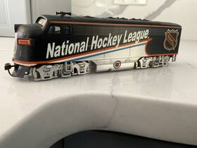 44466 Bachmann Ho National Hockey League Locomotive