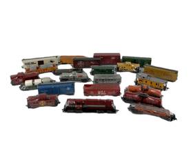 582033 Bachmann Lot Of 22 Ho Scale Freight Train Box Cars-locomotive-log Dump-cabooses