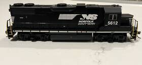 Gp38-2 Bachmann 61754 Ho Scale 61117 Norfolk Southern Emd Diesel Locomotive 5612 Dc