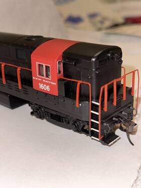 H16-44 Bachmann 64130 Ho Scale New Haven Diesel Locomotive. No Lights. Box. #1606 H16-44 Bachmann 64130 Ho Scale New Haven Diesel Locomotive. No Lights. Box. #1606