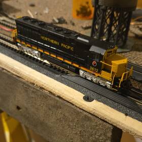 68455 Bachmann N Gauge Emd Sd45 Diesel Locomotive Dcc Sound Northern Pacific #3612